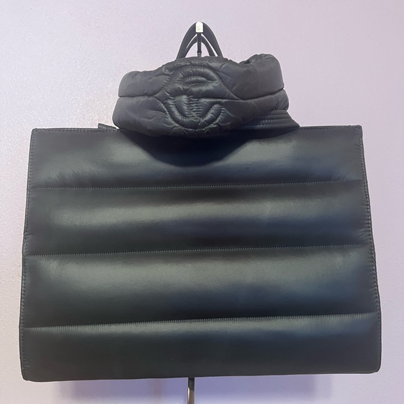 Telfar Bundle - Picture 11 of 16